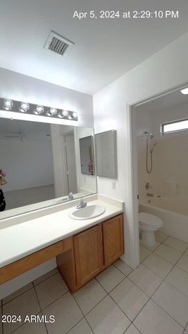 8501 W HAZELWOOD Street, Phoenix, AZ 85037