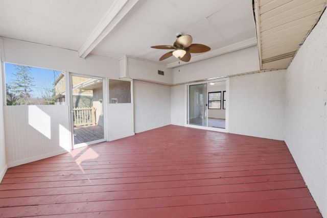 1446 Shryer Avenue W, Roseville, MN 55113