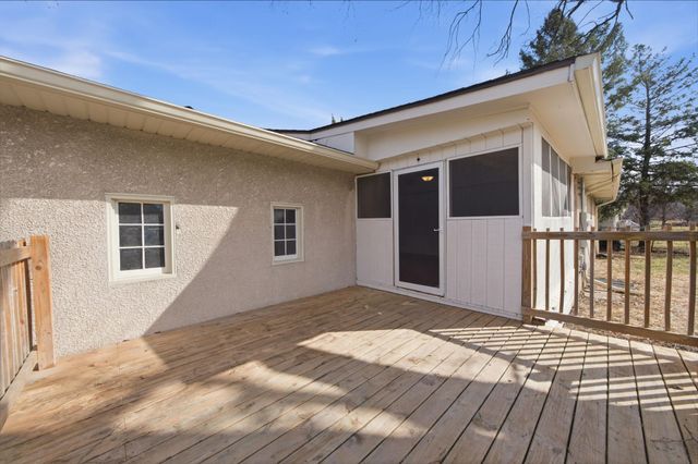 1446 Shryer Avenue W, Roseville, MN 55113