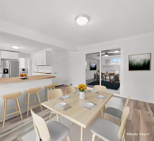 1446 Shryer Avenue W, Roseville, MN 55113