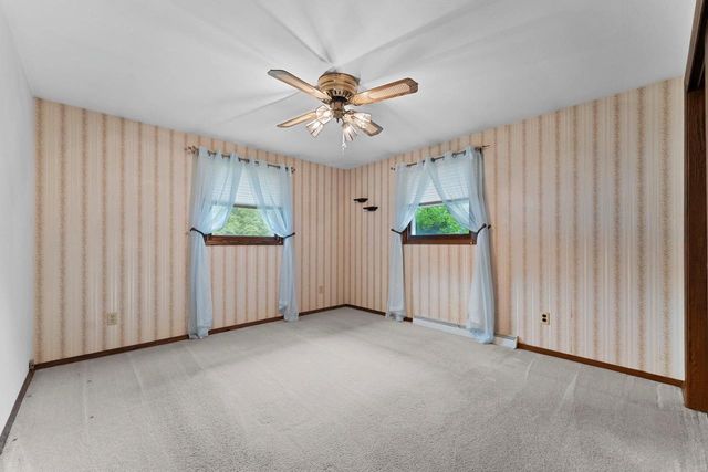 2536 DELWOOD DRIVE, Green Bay, WI 54302