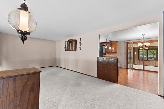 2536 DELWOOD DRIVE, Green Bay, WI 54302