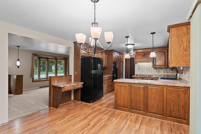 2536 DELWOOD DRIVE, Green Bay, WI 54302