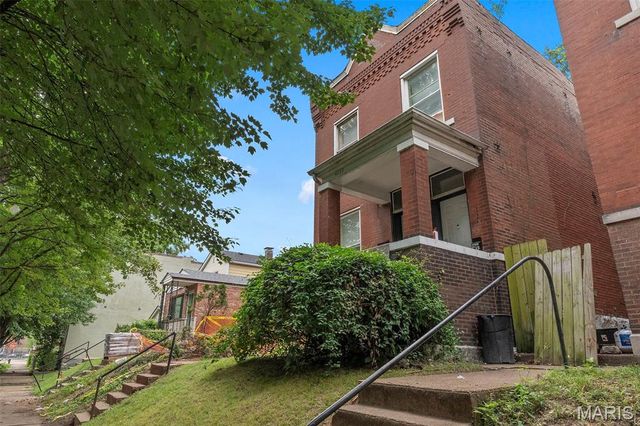 4637 Oregon Avenue, St Louis, MO 63111