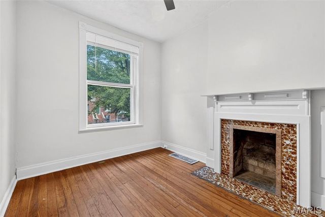 4637 Oregon Avenue, St Louis, MO 63111