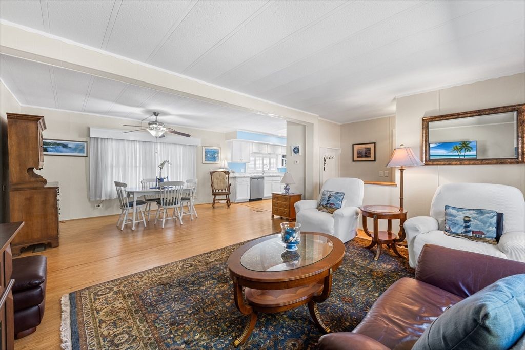 116 Pilgrim Trl, Plymouth, MA 02360