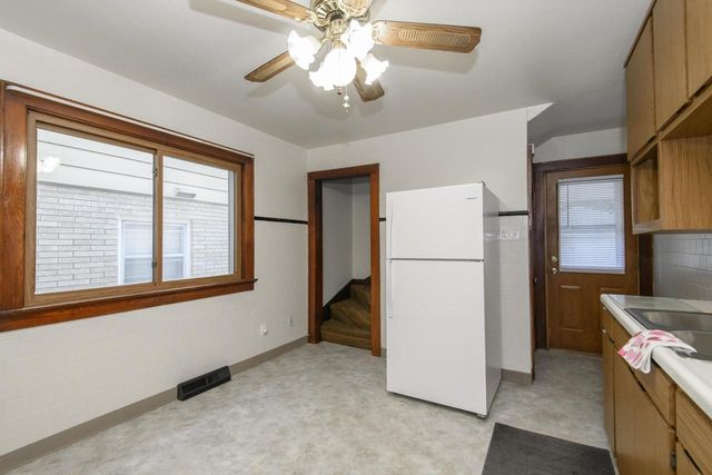 2209 S 63rd STREET, West Allis, WI 53219
