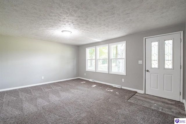2031 Rogersville Road, Radcliff, KY 40160