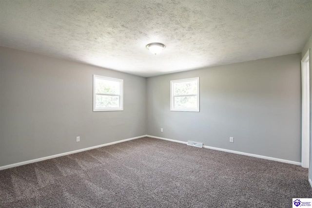 2031 Rogersville Road, Radcliff, KY 40160