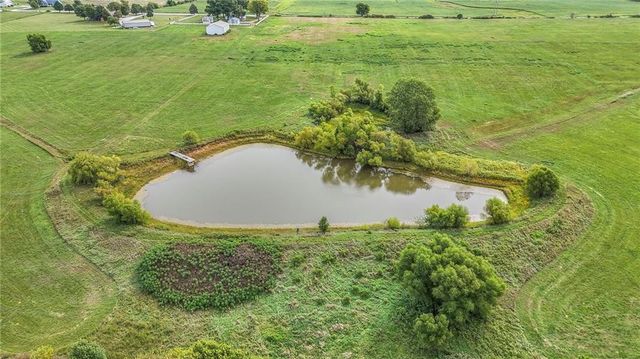 23478 Switzer Road, Bucyrus, KS 66013