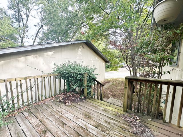 5758 S Kimbrough Avenue, Springfield, MO 65810