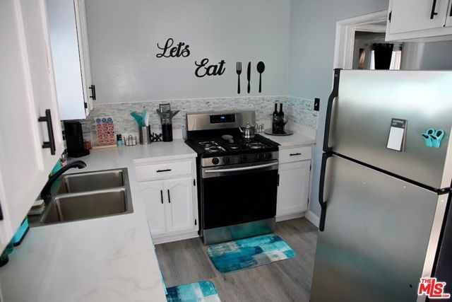 7301 5th Avenue, Los Angeles, CA 90043