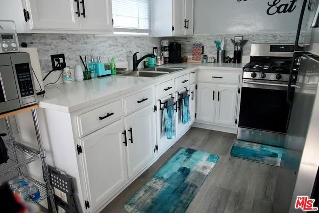 7301 5th Avenue, Los Angeles, CA 90043