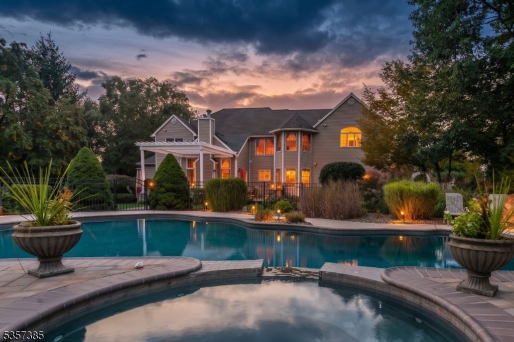 86 Alize Dr, Kinnelon Boro, NJ 07405 — photo 2