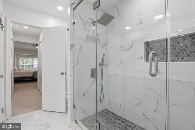 4630 LUXBERRY DR, Fairfax, VA 22032