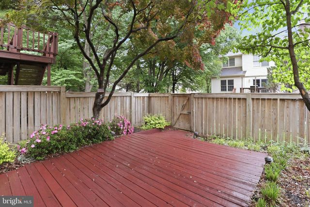 4630 LUXBERRY DR, Fairfax, VA 22032