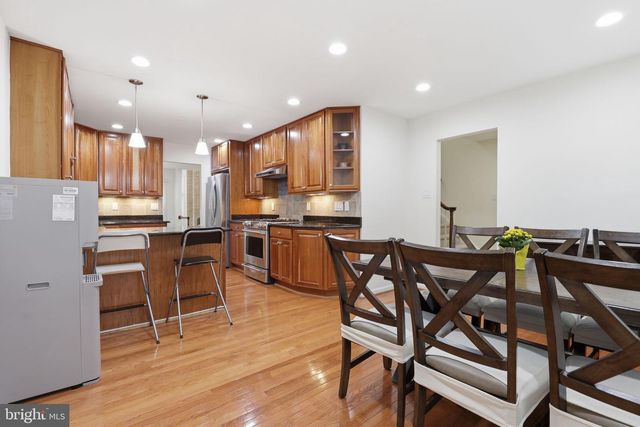 4630 LUXBERRY DR, Fairfax, VA 22032