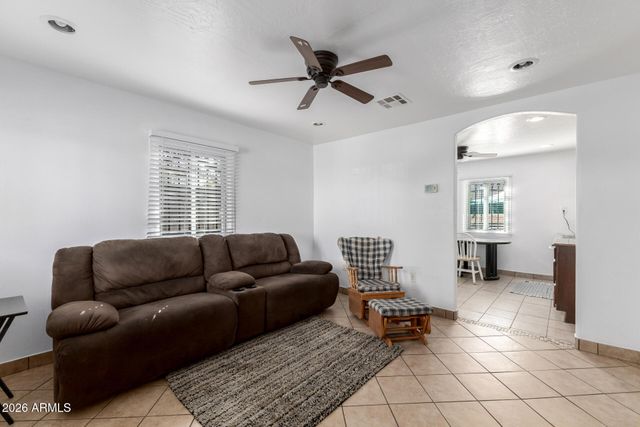 1941 W SHERMAN Street, Phoenix, AZ 85009