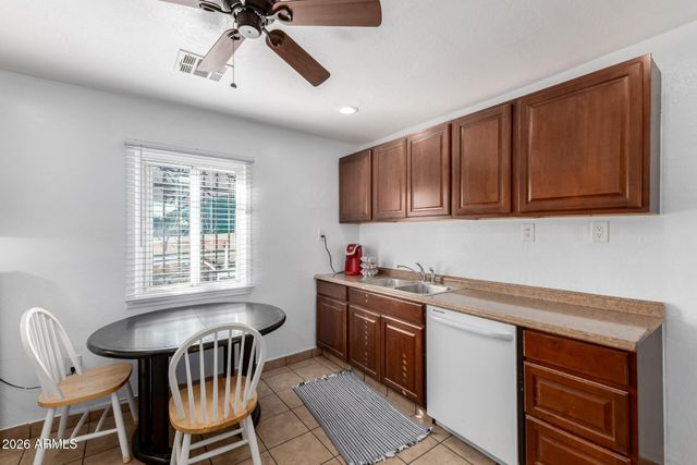 1941 W SHERMAN Street, Phoenix, AZ 85009