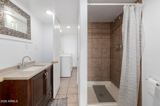 1941 W SHERMAN Street, Phoenix, AZ 85009