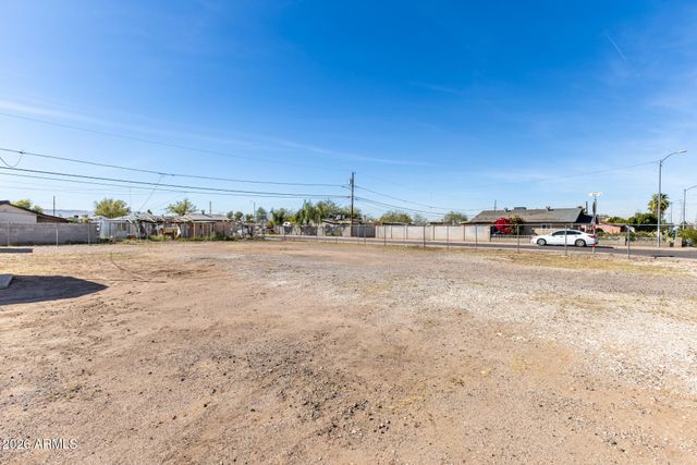 1941 W SHERMAN Street, Phoenix, AZ 85009