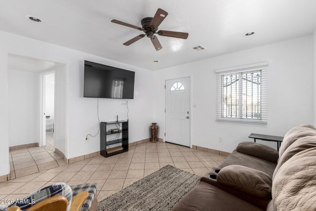 1941 W SHERMAN Street, Phoenix, AZ 85009