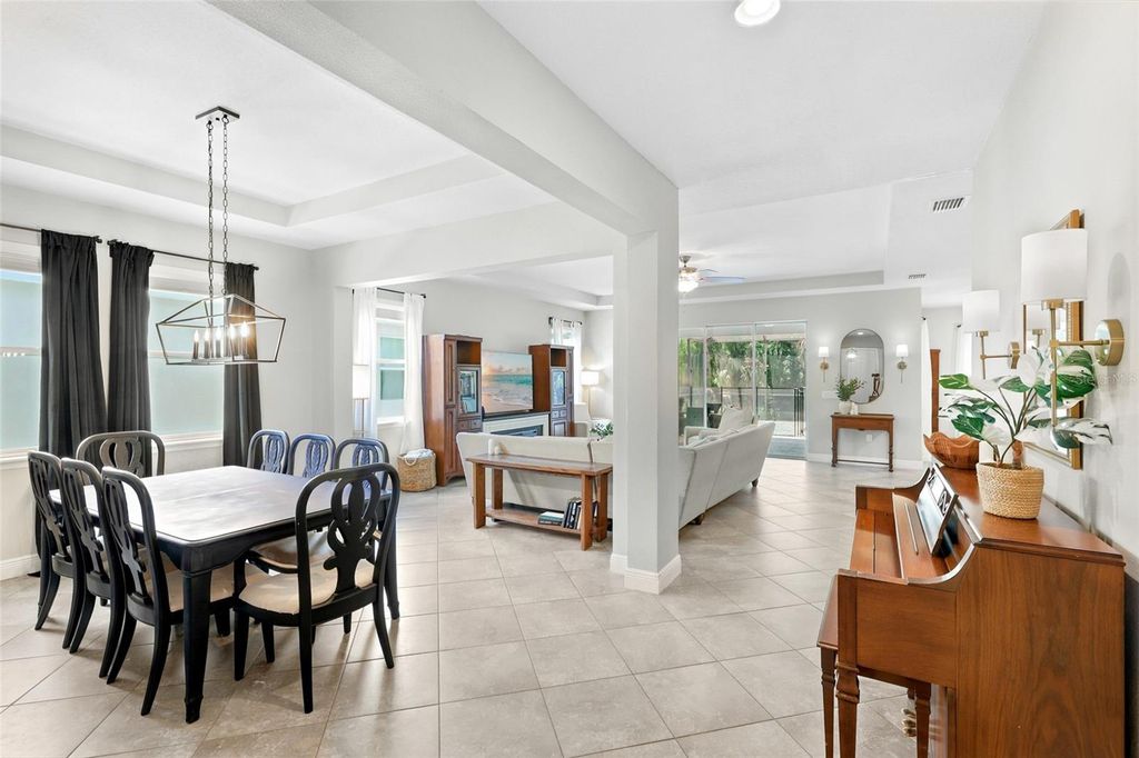 Image 3 of property listing at 15313 TRINITY FALL WAY, Bradenton, FL 34212