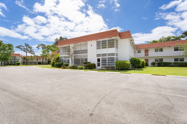 2600 SE Ocean Boulevard R2, Stuart, FL 34996