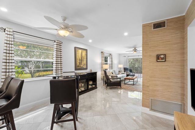 2600 SE Ocean Boulevard R2, Stuart, FL 34996