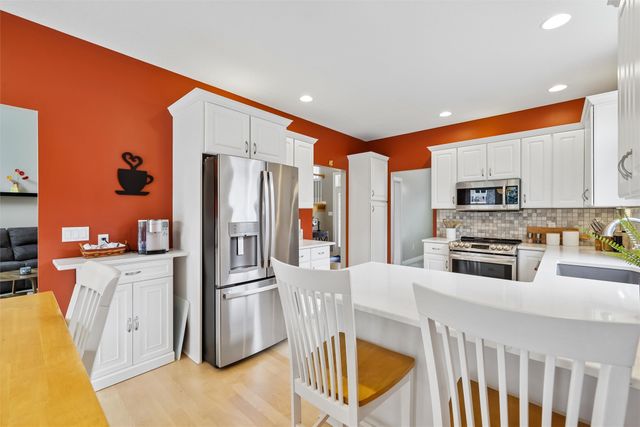 4625 Plumwood Drive, West Des Moines, IA 50265