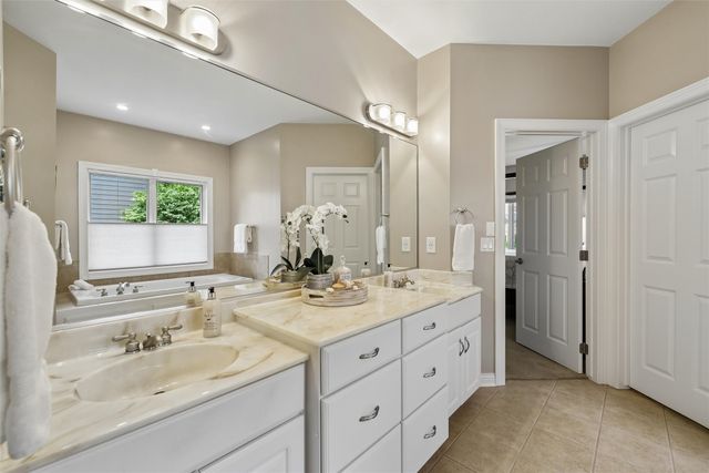 4625 Plumwood Drive, West Des Moines, IA 50265