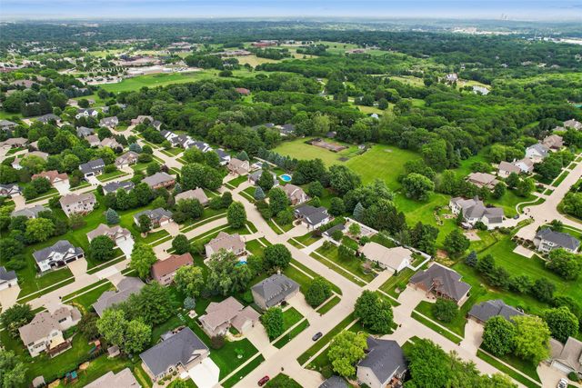 4625 Plumwood Drive, West Des Moines, IA 50265