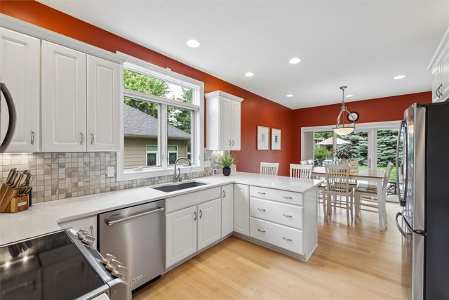 4625 Plumwood Drive, West Des Moines, IA 50265