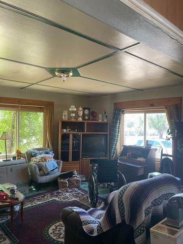 3535 Emerald Street, Klamath Falls, OR 97601