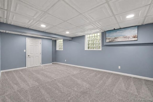 4282 Stoneleigh Road, Bloomfield Hills, MI 48302
