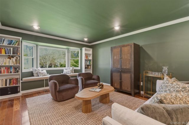 25 Makanna Drive, Huntington, NY 11743