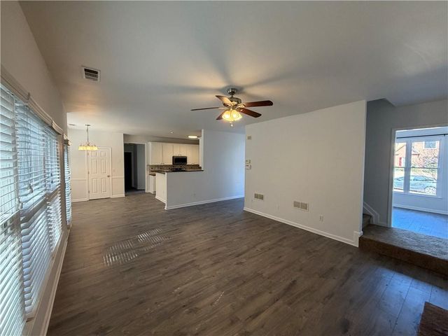 505 Summer Breeze Court, Alpharetta, GA 30005