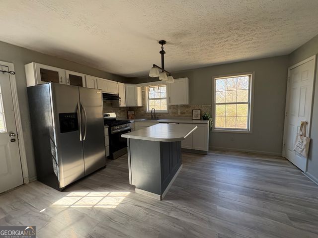 571 Ishman Ballard Road, Newnan, GA 30263