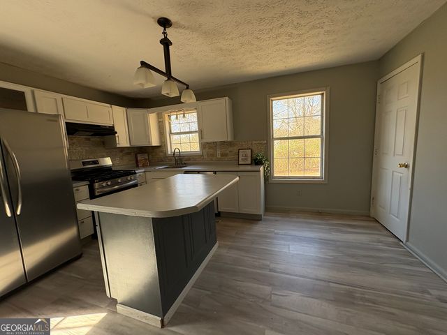 571 Ishman Ballard Road, Newnan, GA 30263
