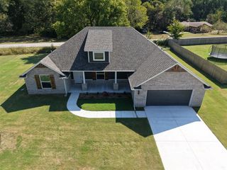 103 Trimble Drive, Shawnee, OK 74804