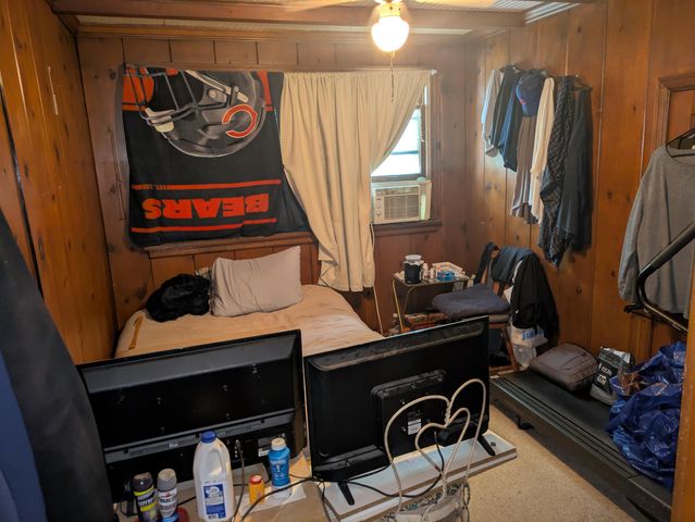 115 Greenwood Avenue, Michigan City, IN 46360