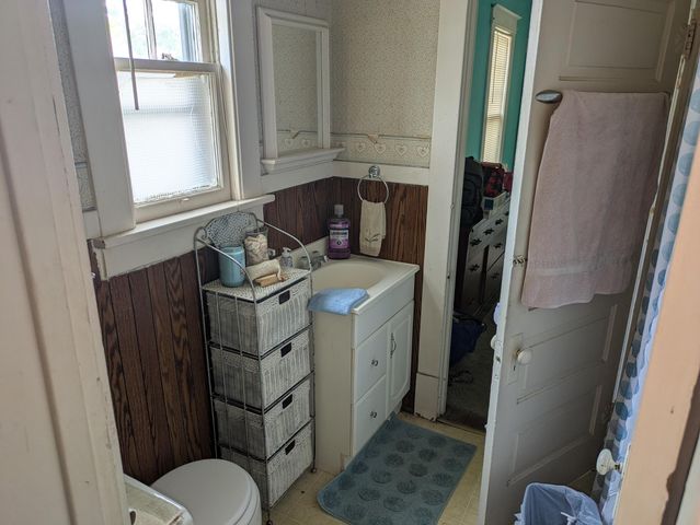 115 Greenwood Avenue, Michigan City, IN 46360