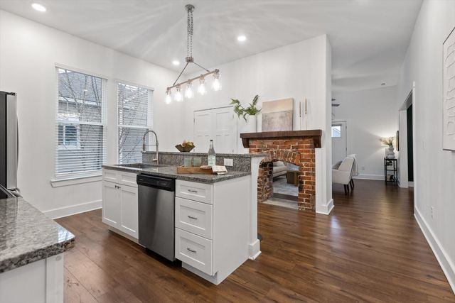 2012 E 12th Street, Chattanooga, TN 37404