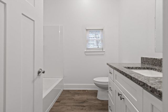 2012 E 12th Street, Chattanooga, TN 37404