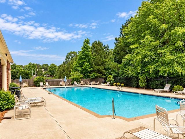 2747 Heathrow Drive, Lawrenceville, GA 30043
