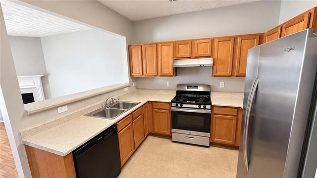 2747 Heathrow Drive, Lawrenceville, GA 30043