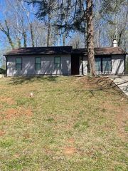 846 Martin Road, Stone Mountain, GA 30088