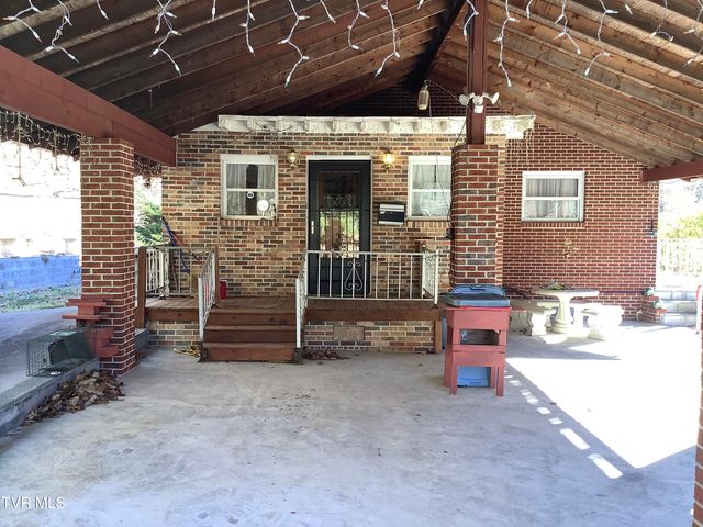 5610 Powell River Road, Norton, VA 24273