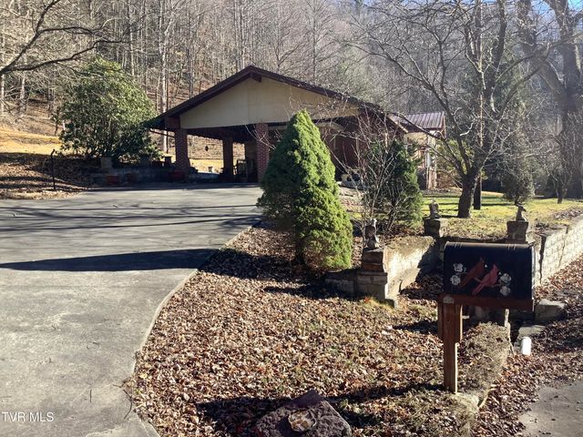 5610 Powell River Road, Norton, VA 24273