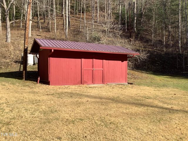 5610 Powell River Road, Norton, VA 24273